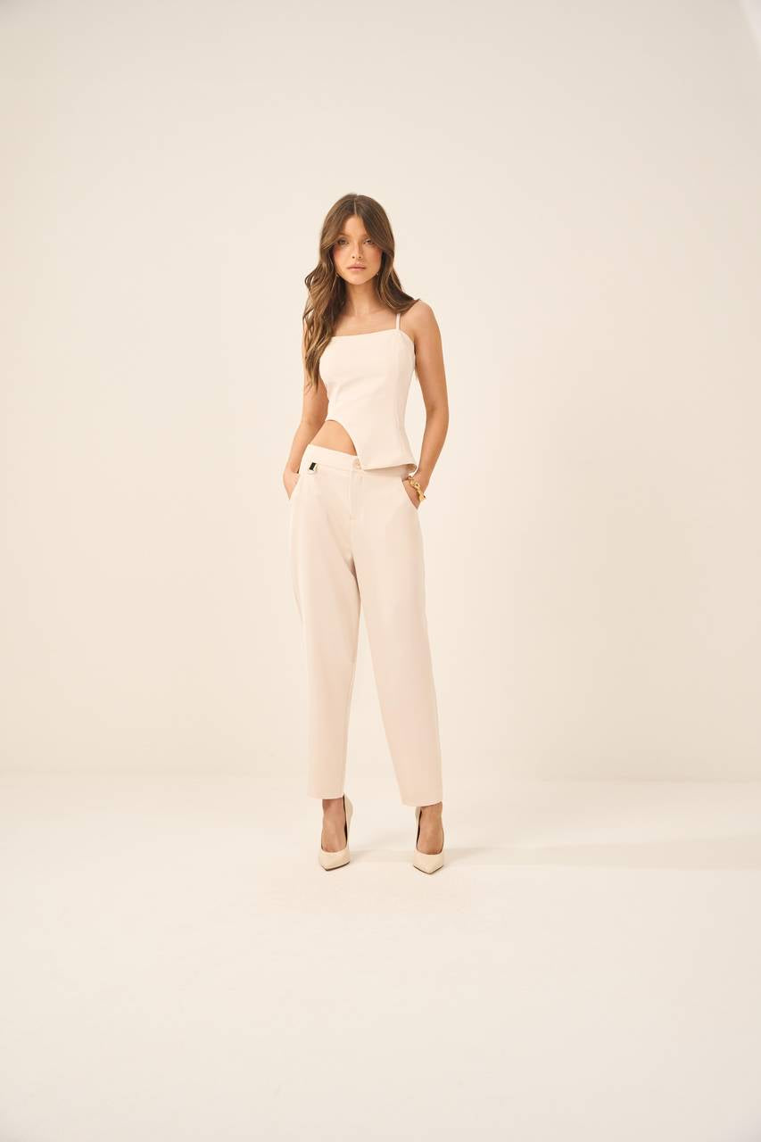 Calça Alfaiataria Cenoura - Areia CAL0011-ARE