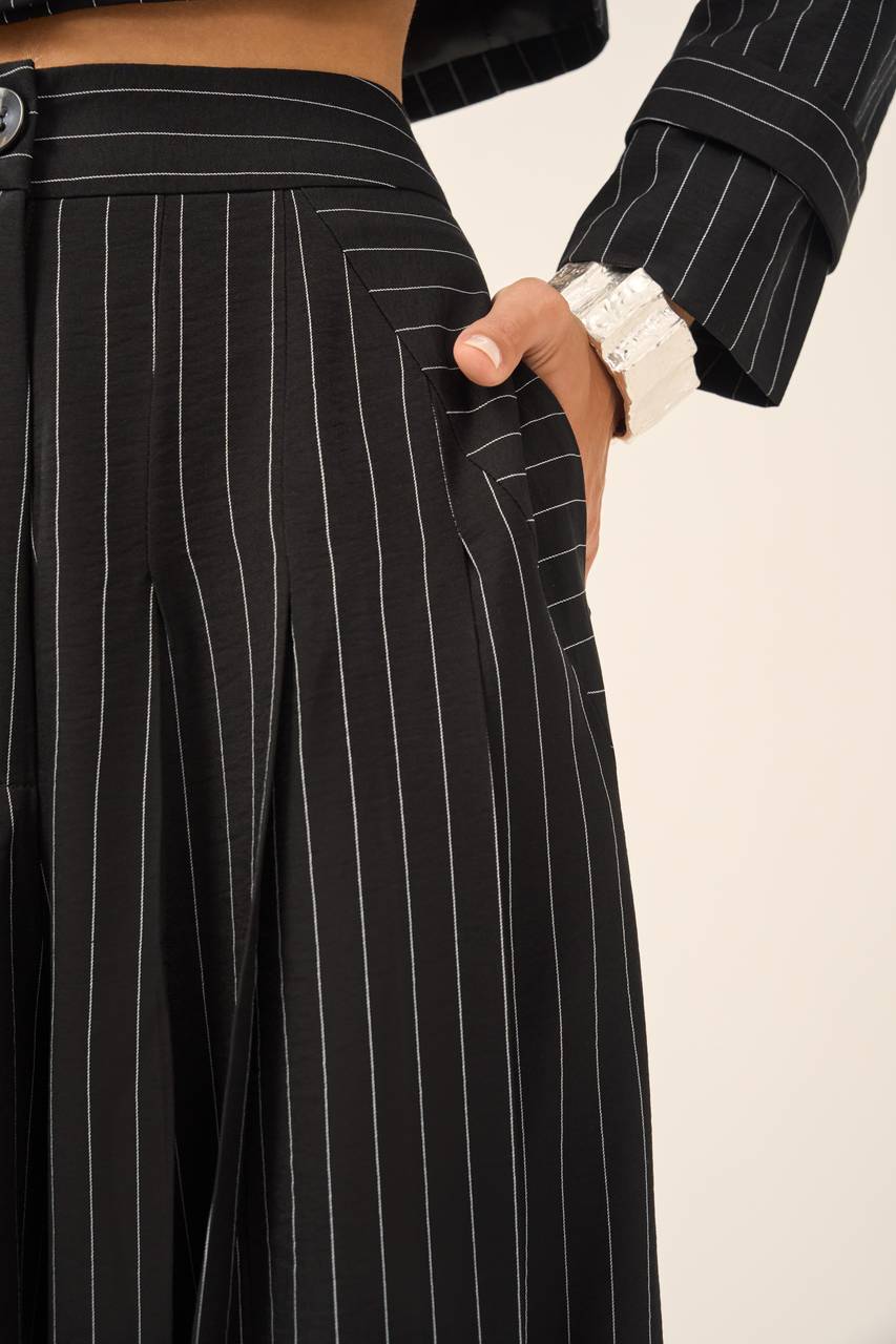 Conjunto Calça Saia Pantacurt Risca Gis - Preto CJT0012PTO