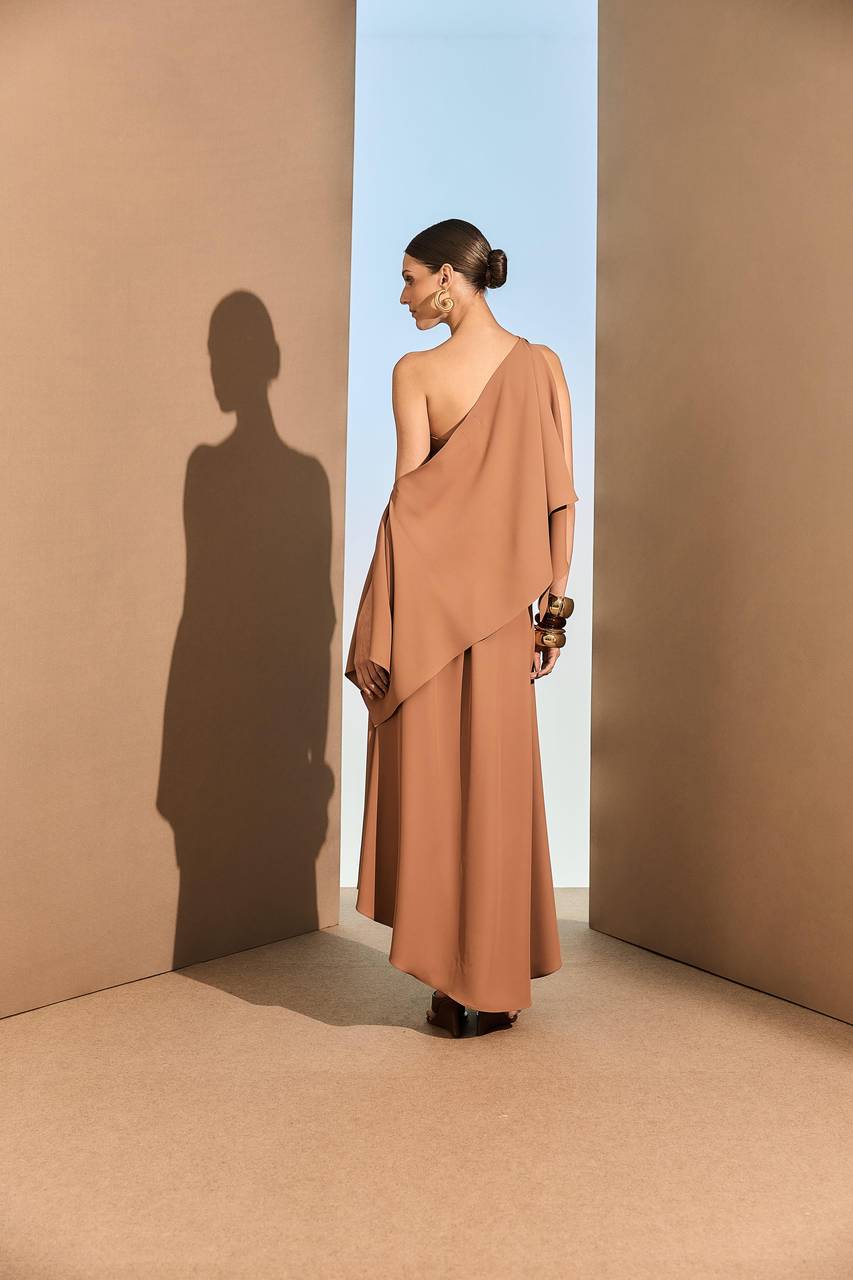 Blusa Crepe Ombro A Ombro - Mocha BLU0033MCH