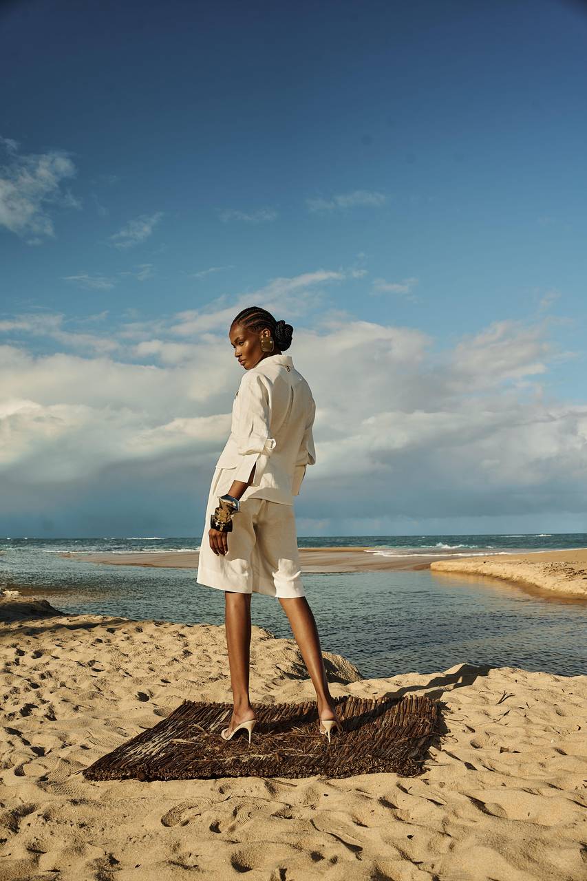 Bermuda Linho Recortes - Off White BER0015OFF