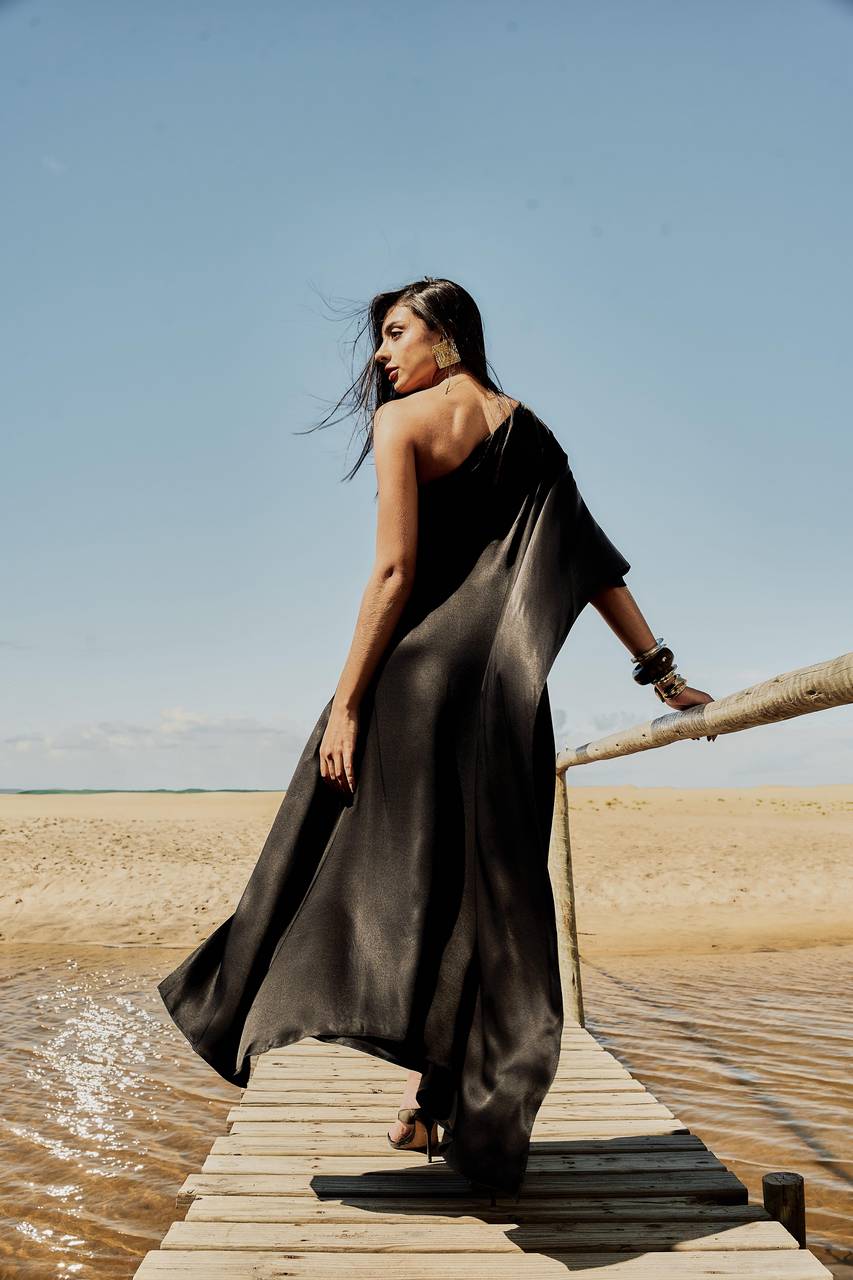 Vestido Longuete Ombro Só Fenda - Preto VES0024PTO