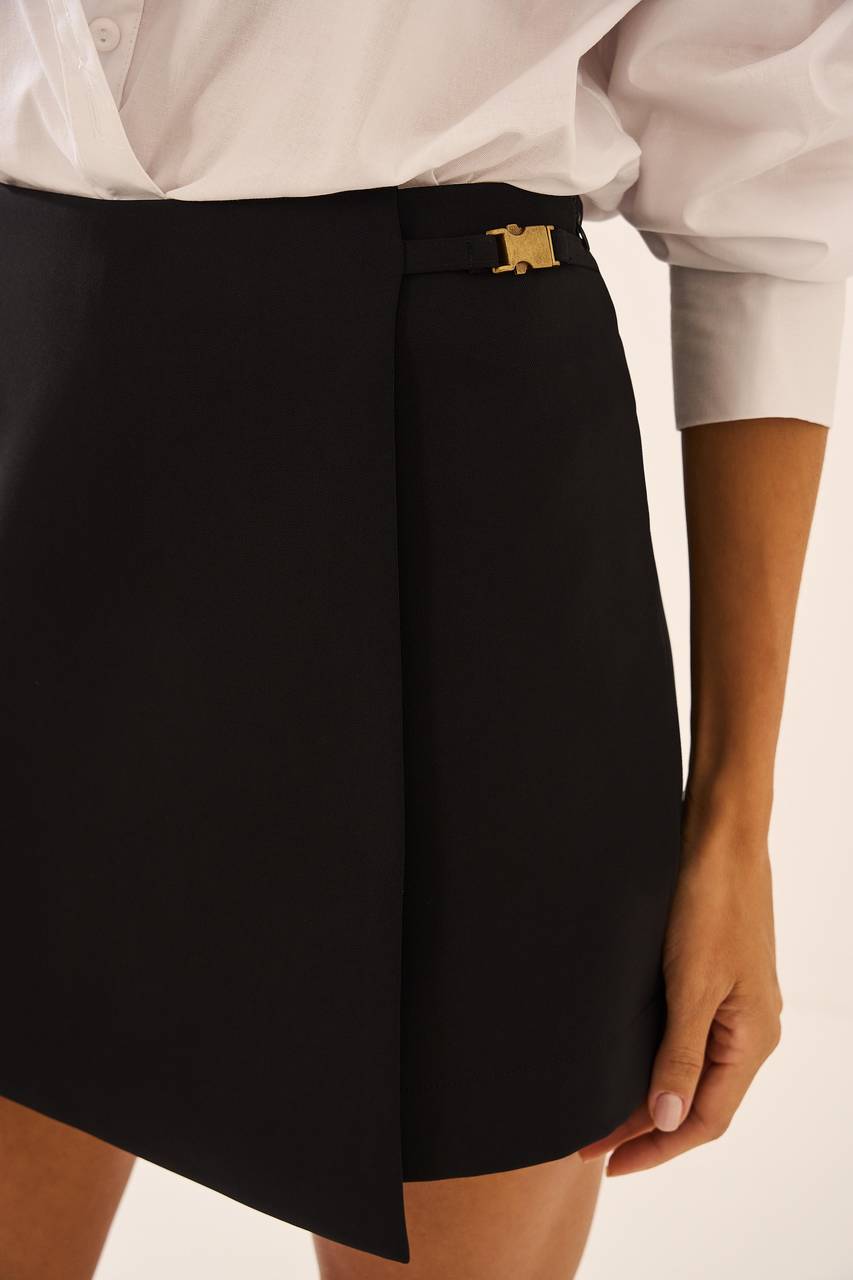 Short Saia Crepe - Preto SHS0001PTO
