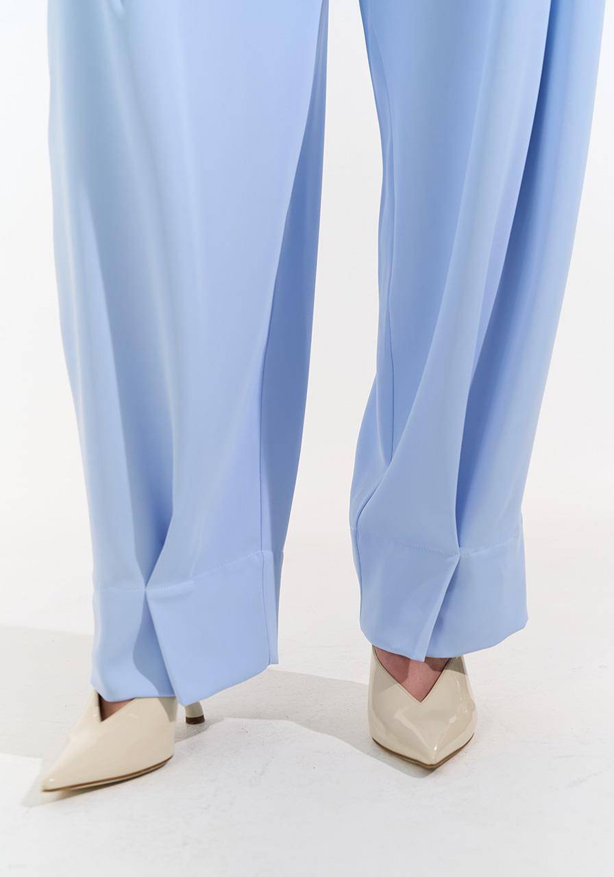 Calça Com Dobras - Azul Claro CAL0193AZCL