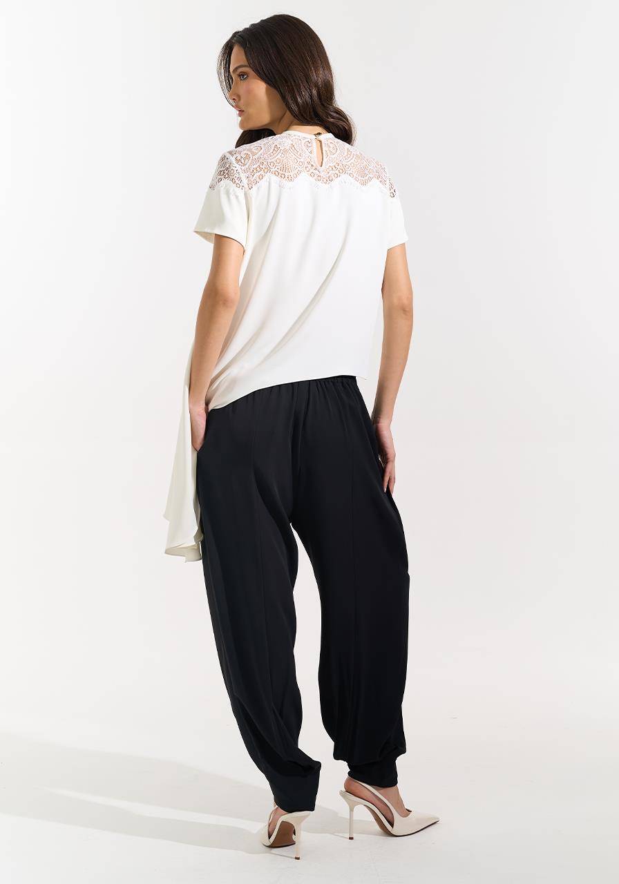 Blusa Assimétrica C/ Renda - Off White BLU0165OFF