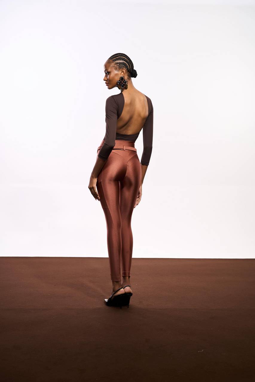 Body Decote Costas - Marrom BOD0020MRO