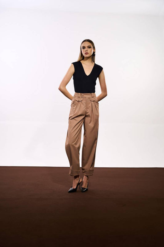 Calça Alfaiataria Cropped Maxi Fenda - Mocha CAL0114MCH