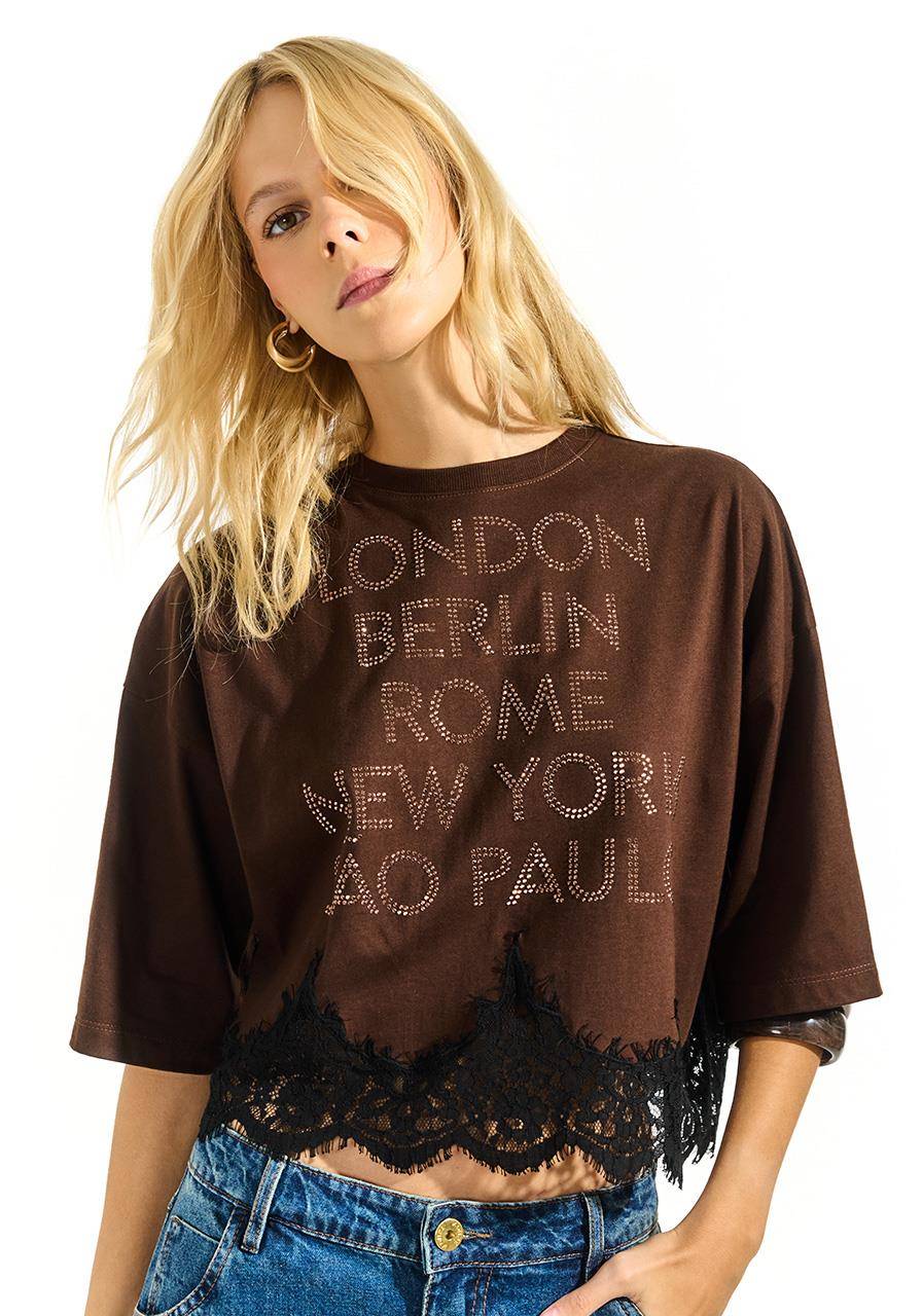 T.shirt Detalhe Renda Com Transfer - Marrom BLU0160MRO
