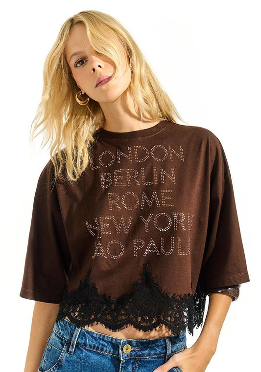 T.shirt Detalhe Renda Com Transfer - Marrom BLU0160MRO