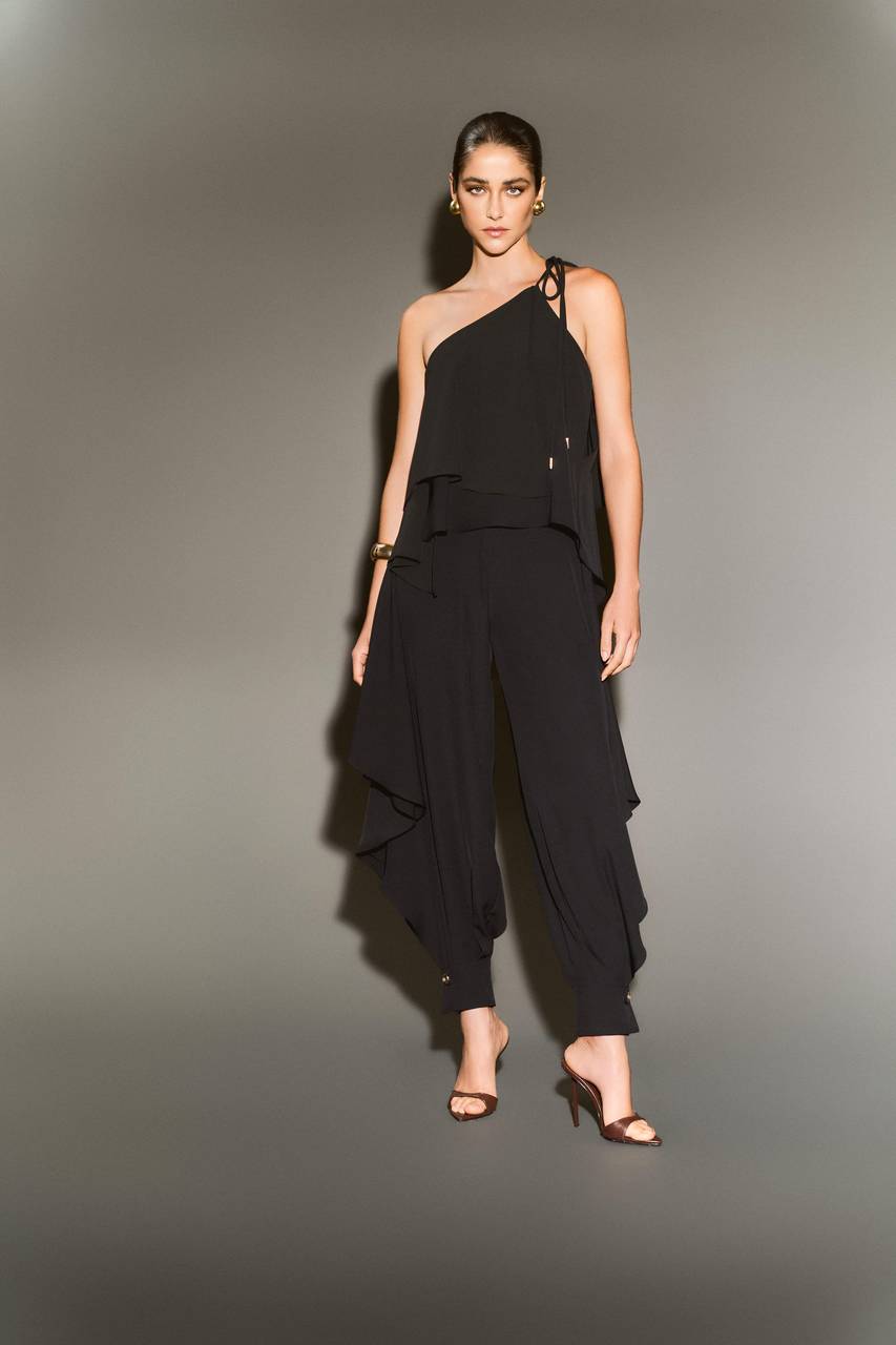 Blusa Ombro Só Assimétrica - Preto BLU0106PTO
