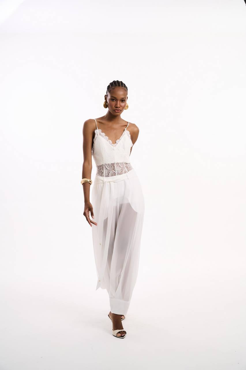 Macacão Fluido Corpo Renda - Off White MAC2143OFF