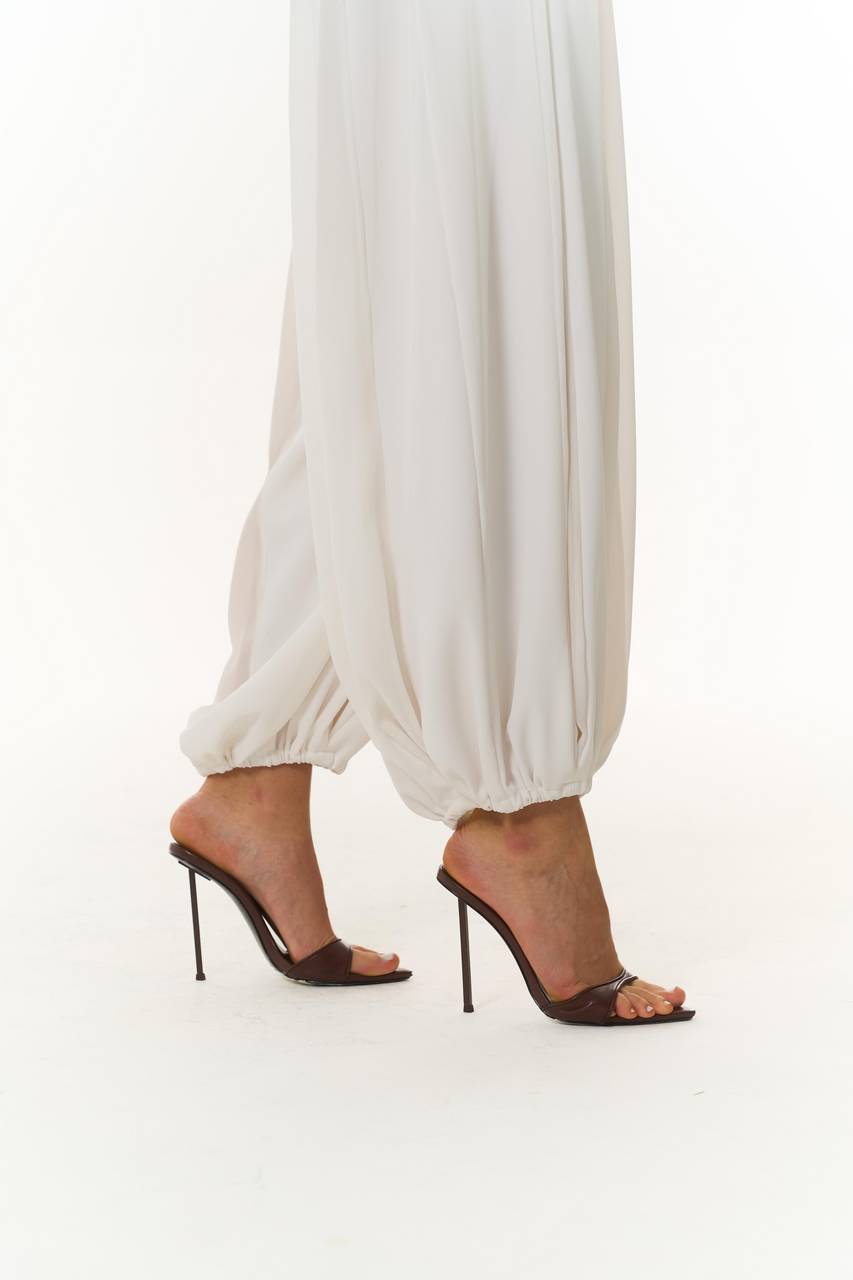 Calça Com Negas - Off White CAL0174OFF