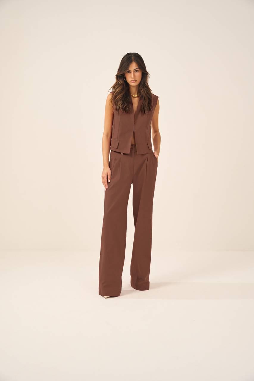 Conjunto Colete Cropped Com Calça Linho - Marrom CJT0009MRO