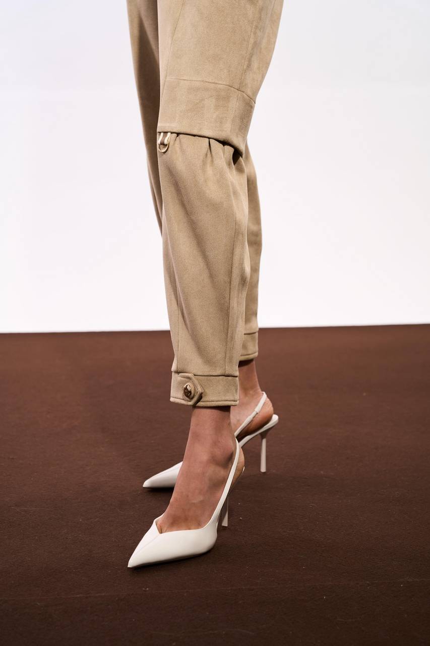 Calça Slouchy Suede - Camel CAL0125CAM