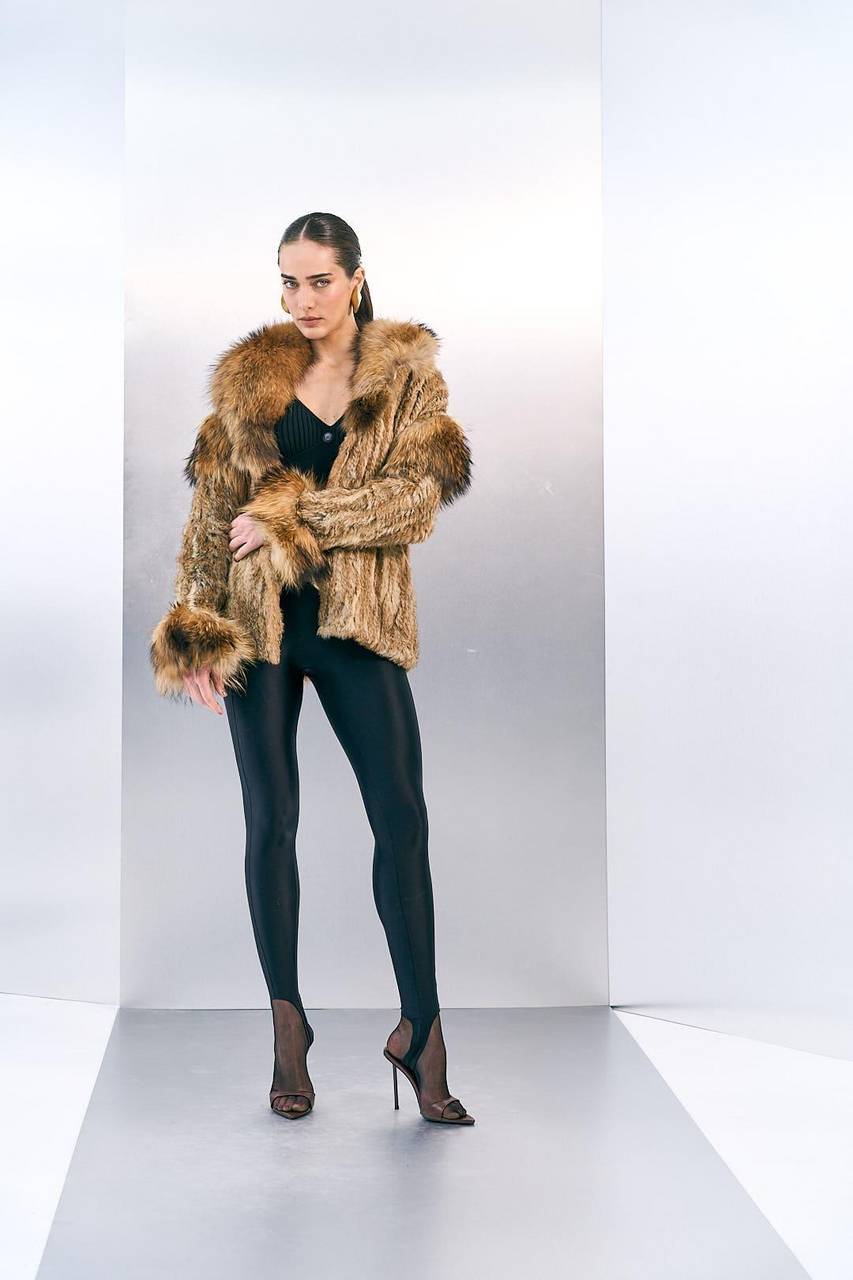 Calça De Lycra Com Pezinho - Preto CAL2059PTO