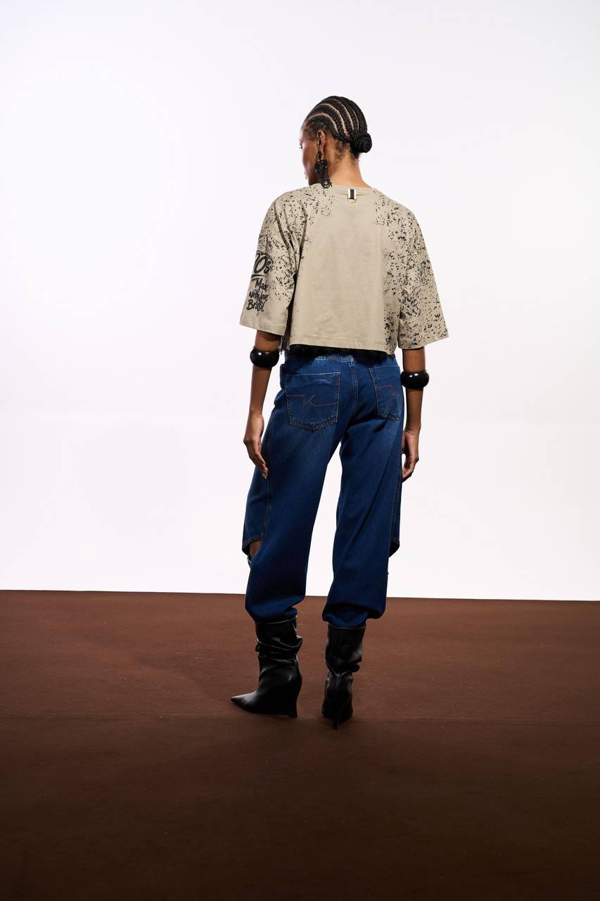 Calça Jeans Recorte Fenda Perna - Jeans CAL0158JEA