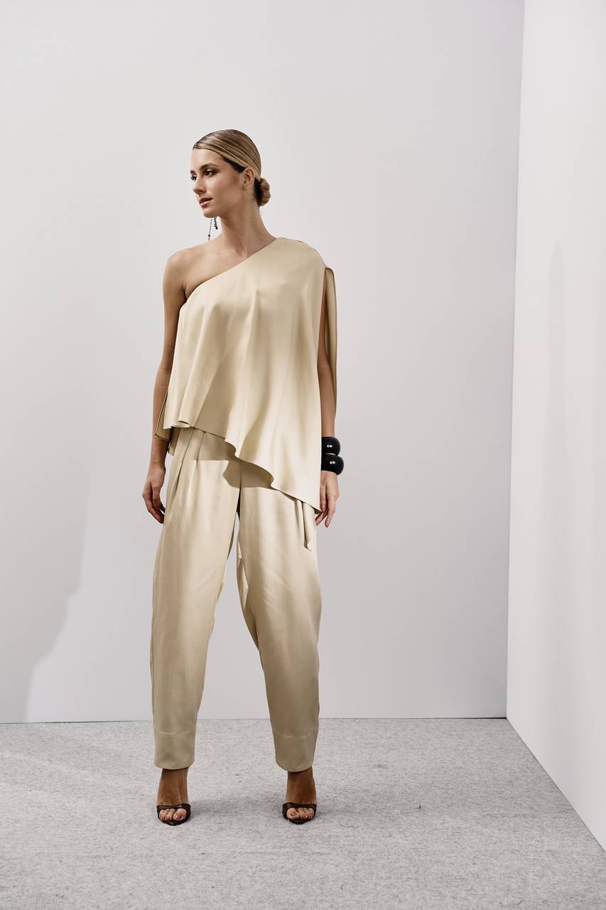 Blusa Ombro Só Gola Laço - Bege BLU0107BEG