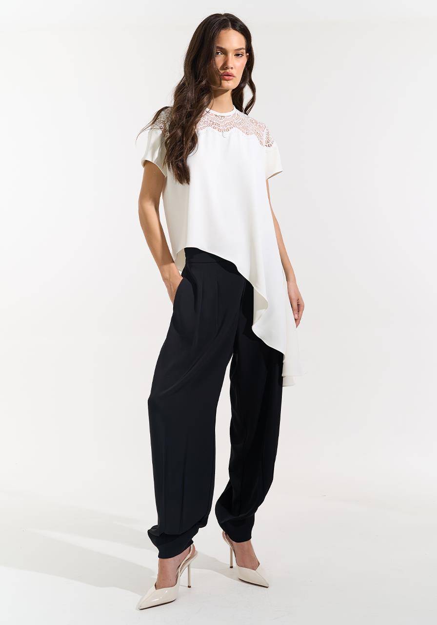 Blusa Assimétrica C/ Renda - Off White BLU0165OFF