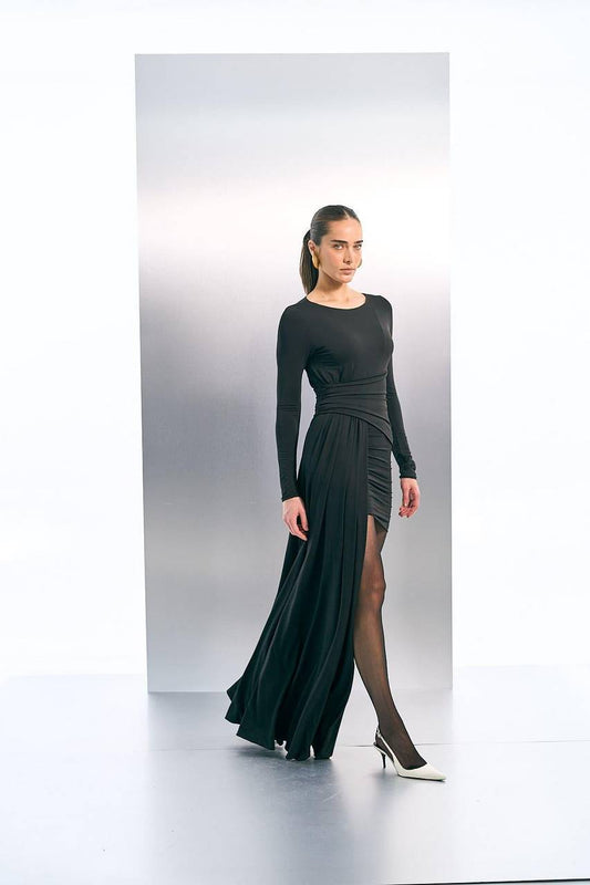 Vestido Curto Com Faixa Lateral Amarração - Preto VES2074PTO